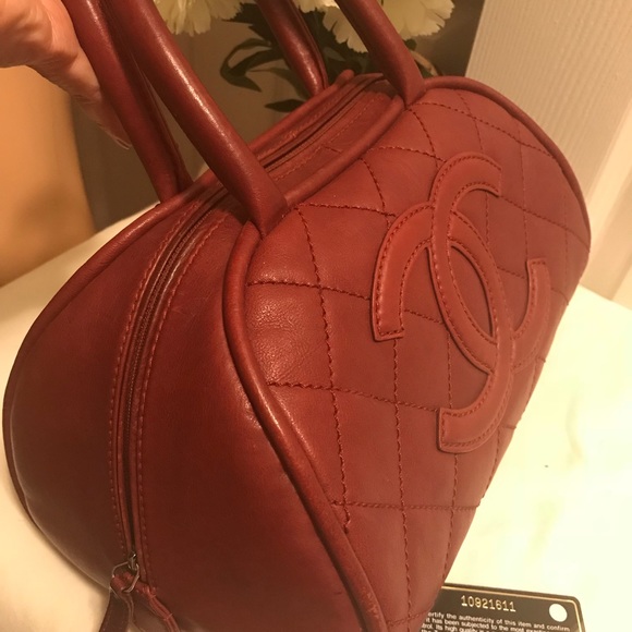 ‼️SOLD‼️Authentic Chanel burgundy handbag - Picture 2 of 8